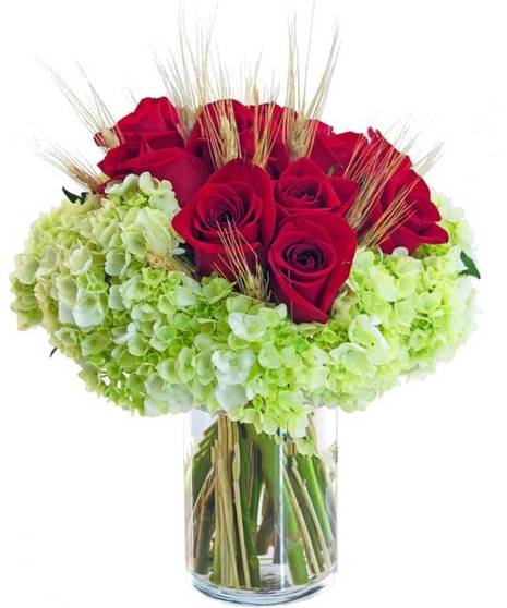 Fall Roses with White Hydrangea